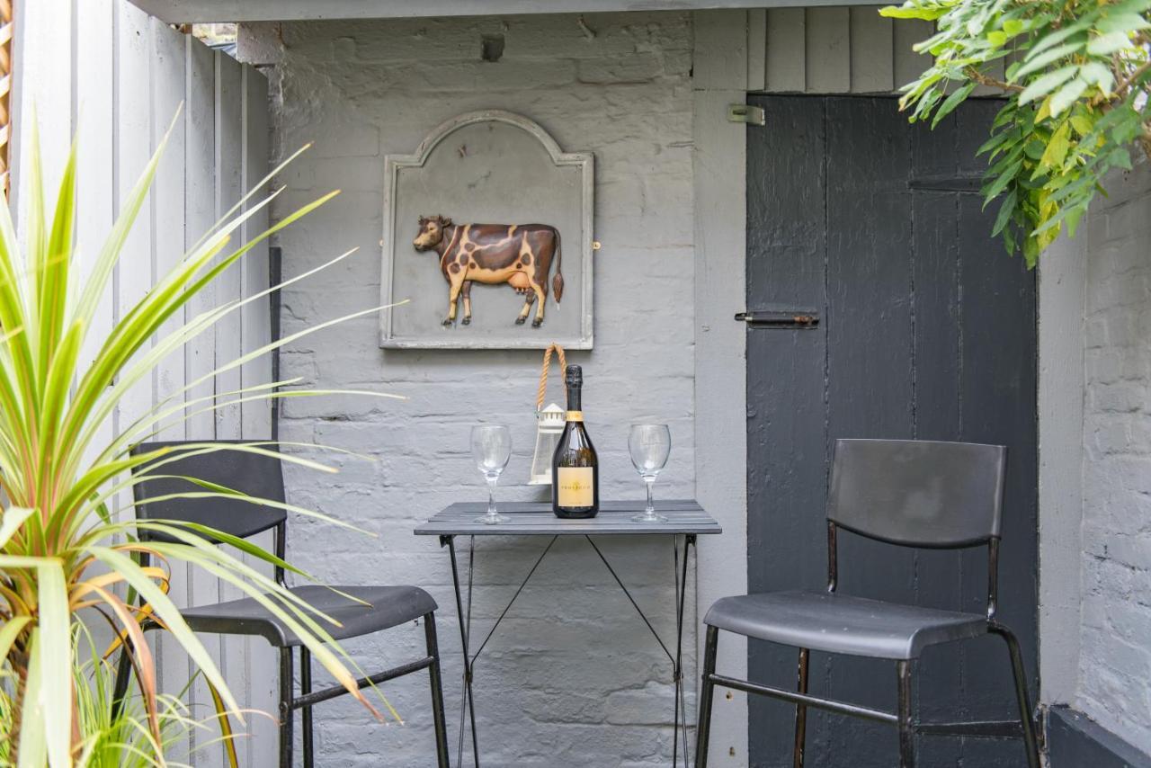 Cow And Cockle - Quirky Cottage In The Centre Of Deal Exteriör bild
