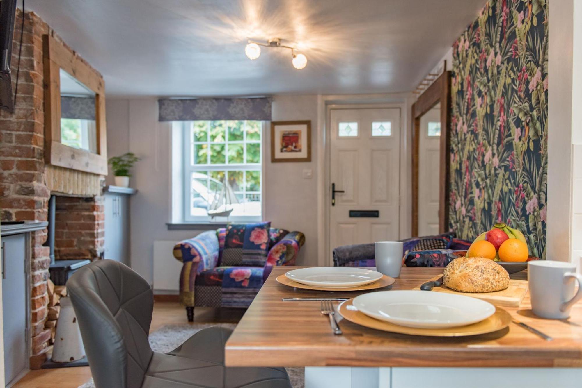 Cow And Cockle - Quirky Cottage In The Centre Of Deal Exteriör bild